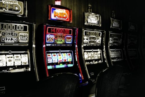 Behavioural Patterns Online: Free Credit Slot Features Influencing Spending Habits